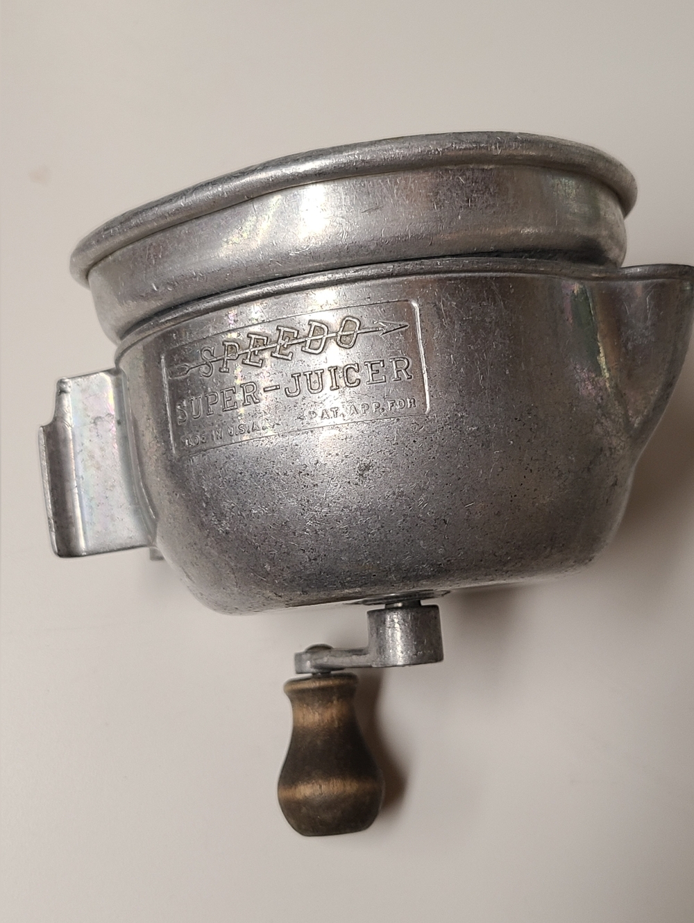 Vintage Speedo Cast Aluminum Manual Juicer with Wooden Handle Collectible Decor